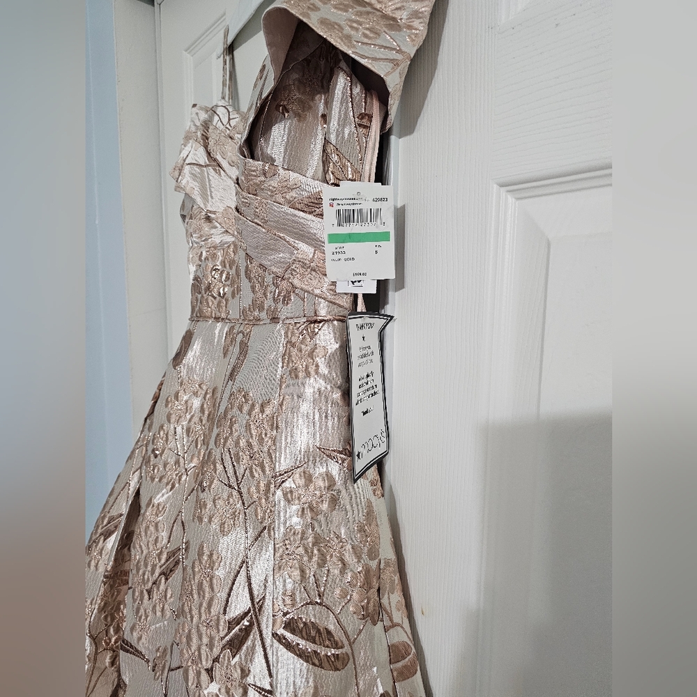 Morgan & Co. Gold Pleated Wrap Gown - Picture 4 of 6